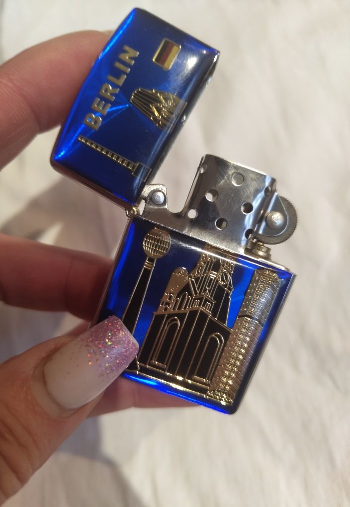Zapalniczka Zippo  Berlin -benzynowa