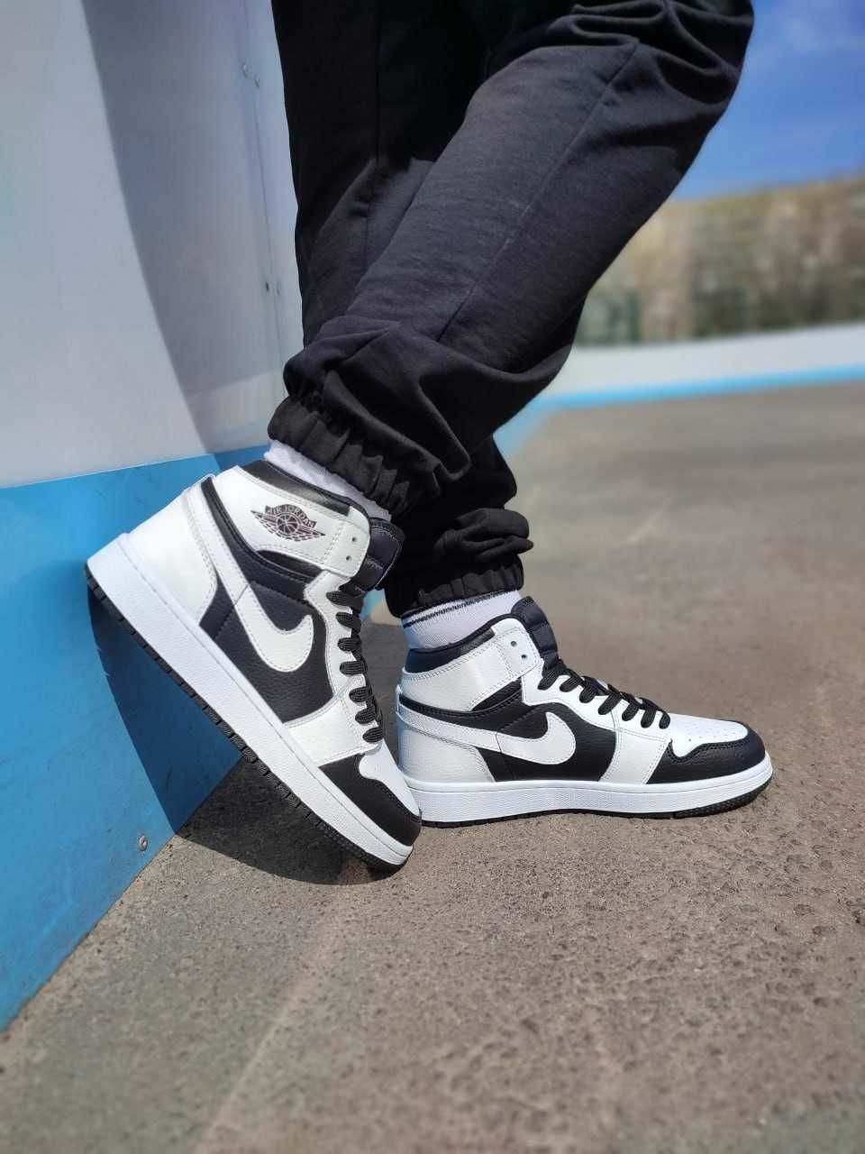 Buty wysokie Nike Air Jordan 1 Retro Mid Tuxedo 36-45r