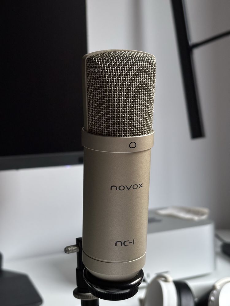 Novox NC-1 + statyw