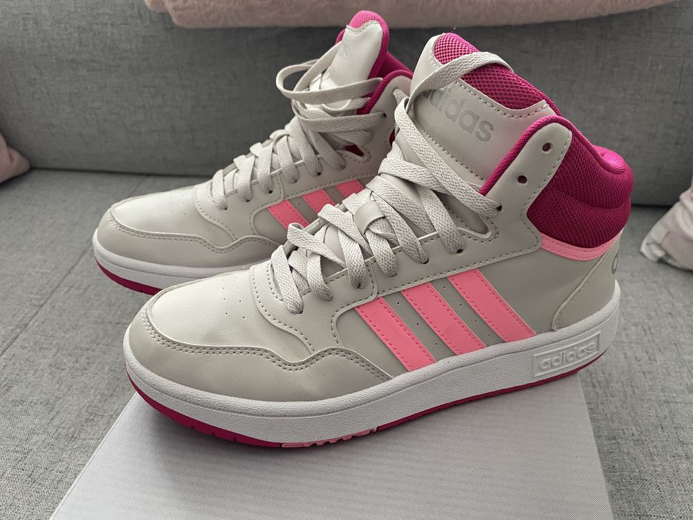 Buty Adidas na jesień i do koszykówki rozmiar 37 1/3