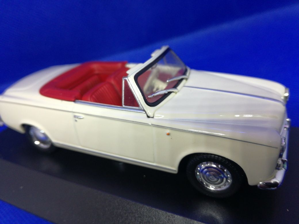 Miniatura 1/43 Peugeot 403 Cabriolet  1960 Novo