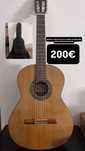 Guitarra em excelente estado