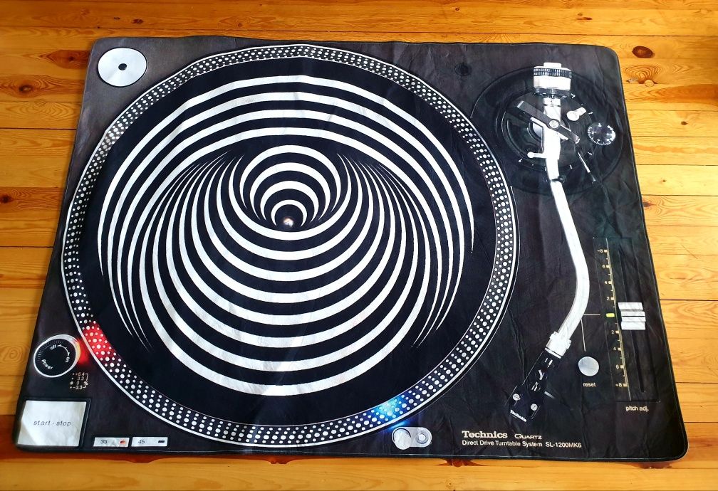 Dywanik 208 x 150 - wzór gramofon Technics SL-1200MK6