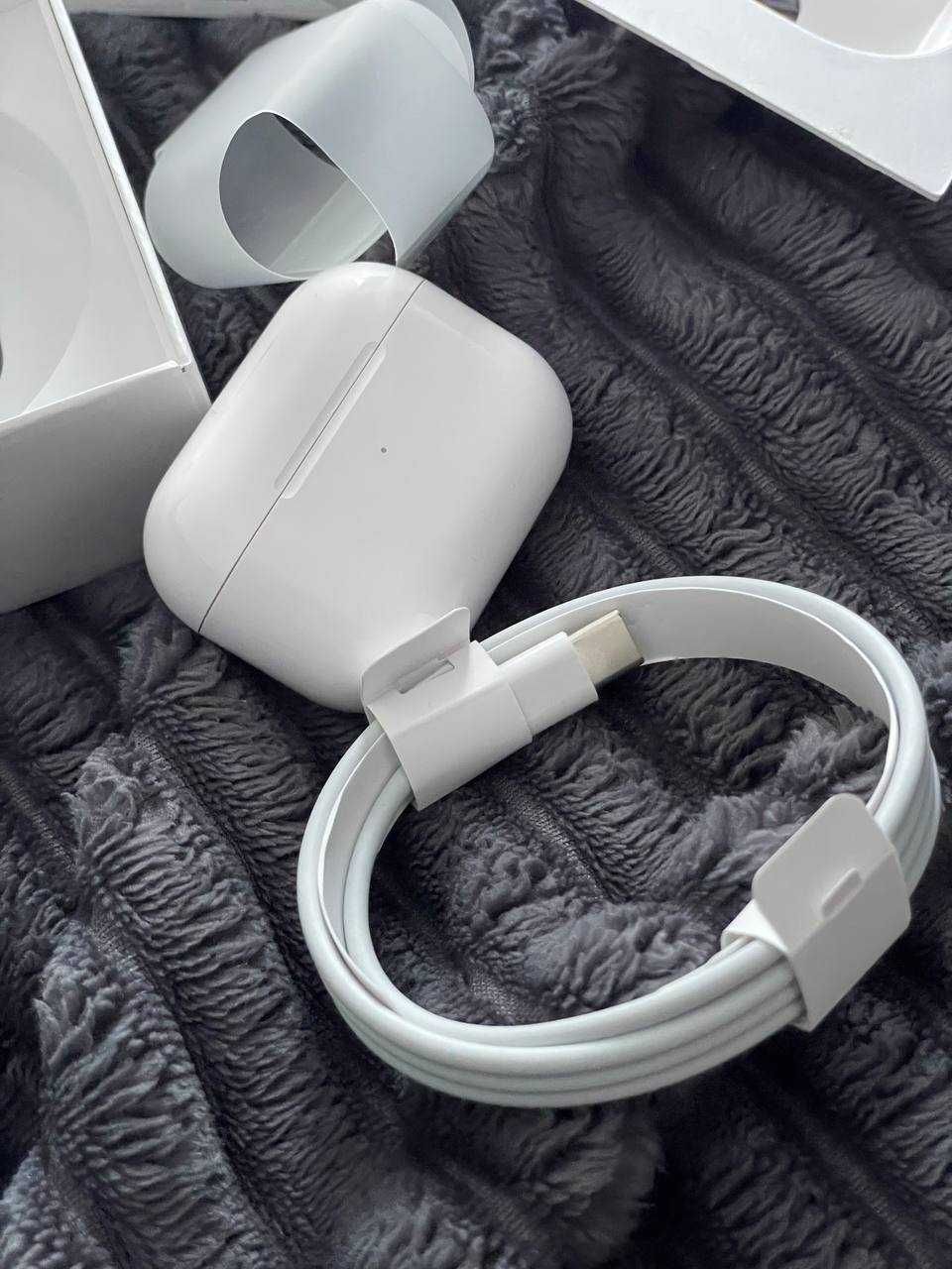 Наушники AirPods Pro magsafe