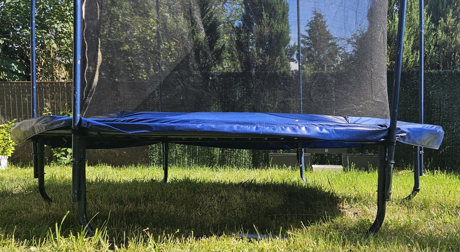 Trampolina ogrodowa dla dzieci i dorosłych