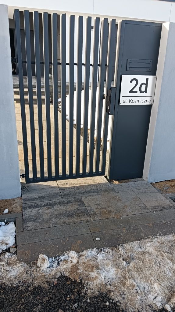 Ogrodzenie grzebieniowe i nowoczesne