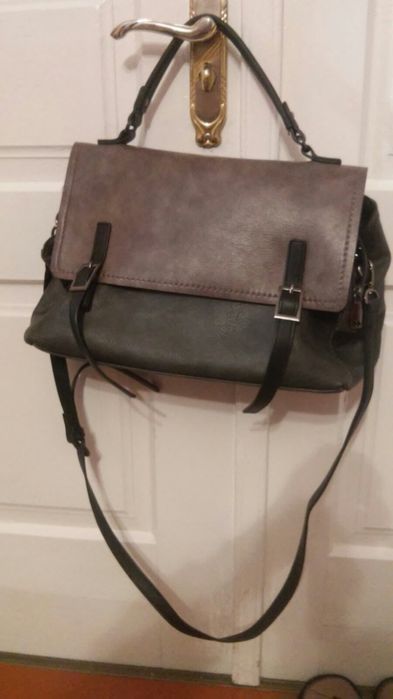 Сумка жіноча з шкірзамінника.