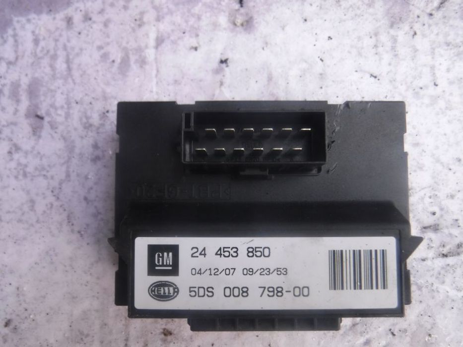 Opel Zafira B Astra H modul haka 24453850