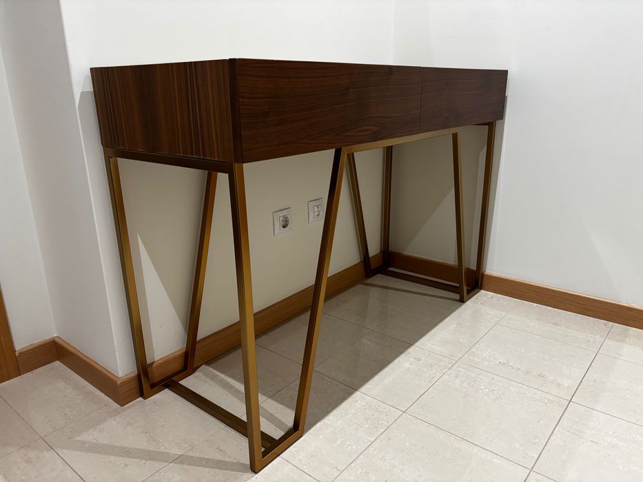 Móvel hall de entrada nogueira