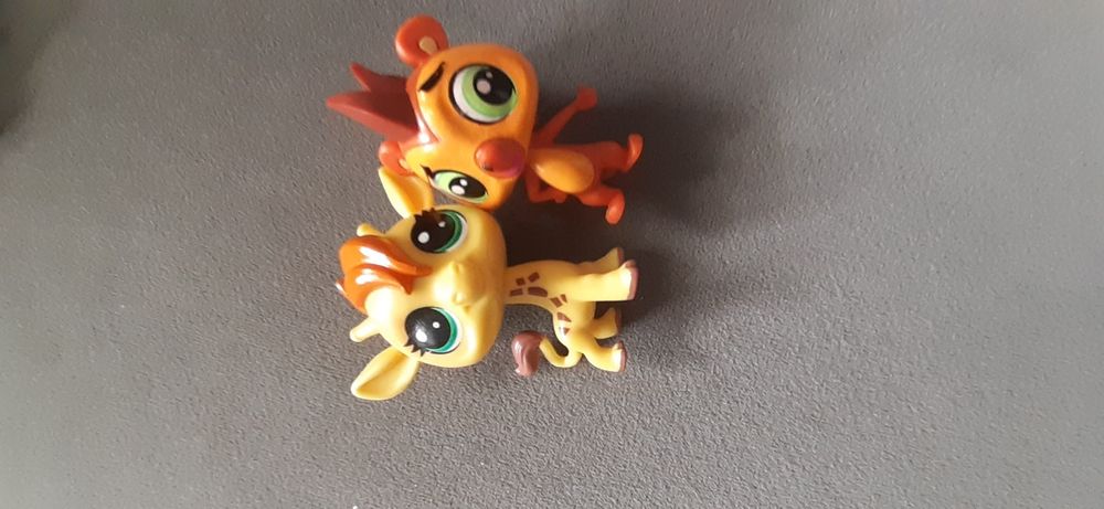 Figurki hasbro z sqszetek