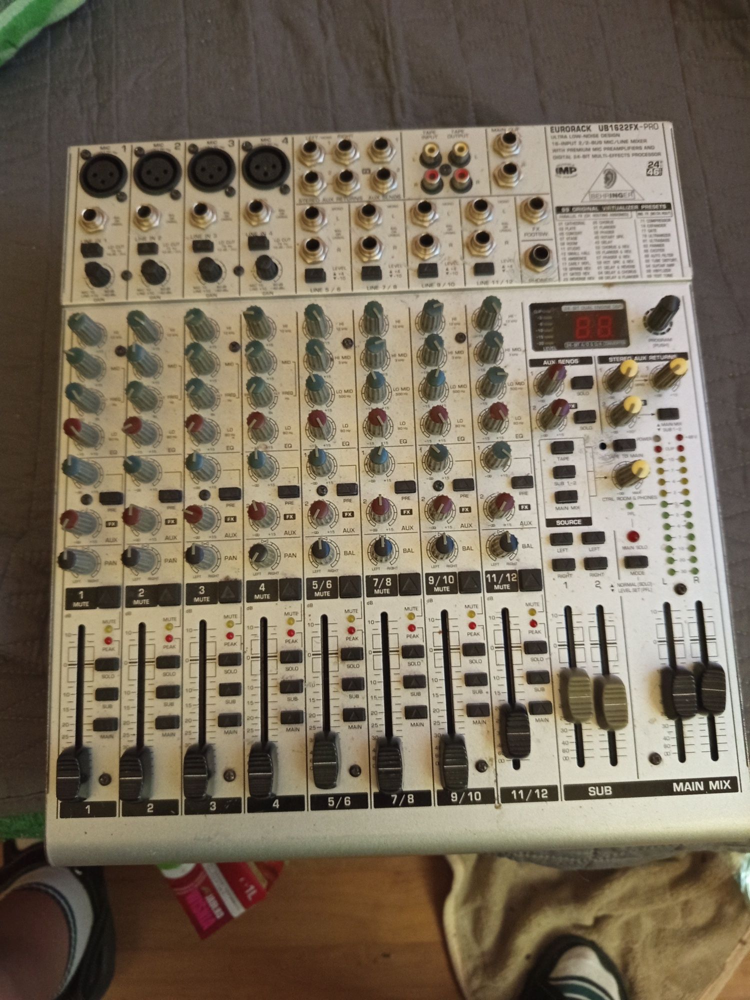 Mikser Behringer Eurorack ub1622FX