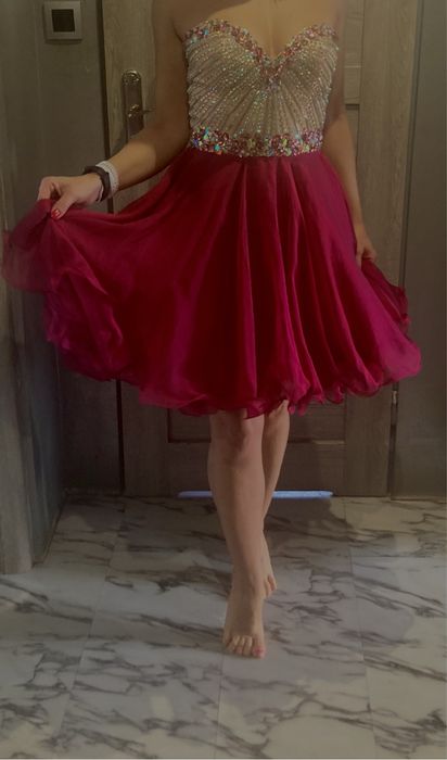 Sukienka zdobiona cudo