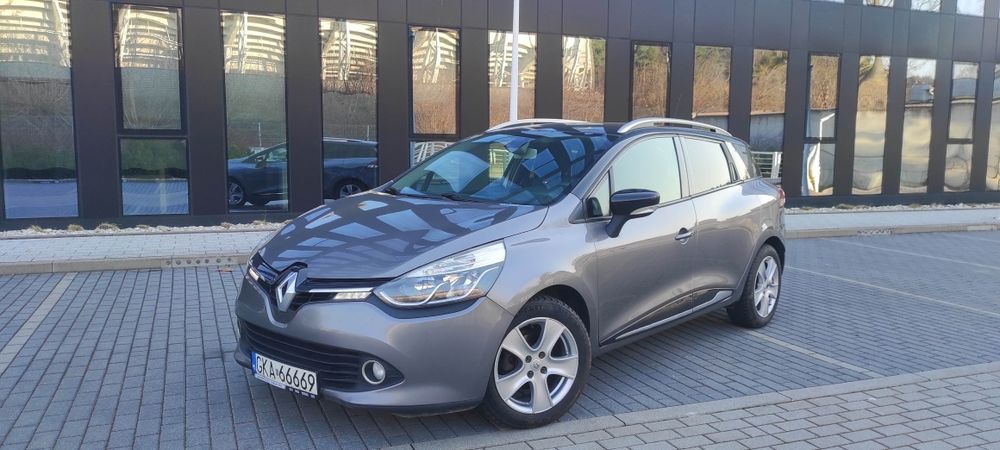 Renault Clio benzyna LED tablet keyless tempomat FAKTURA