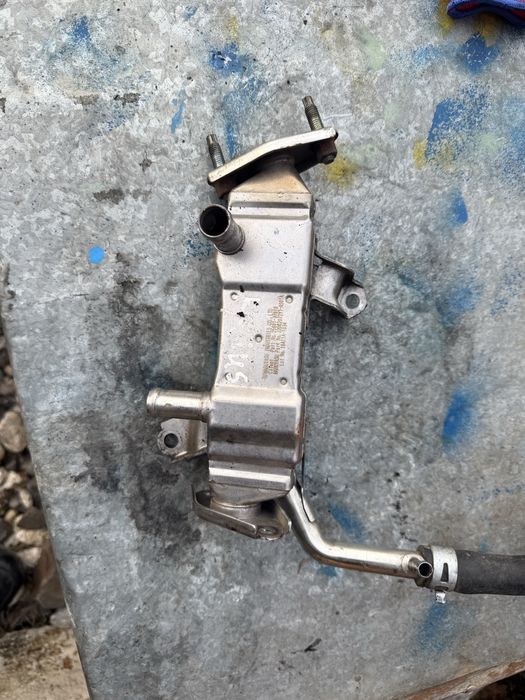 Охолоджувач клапан егр egr Toyota Prius 30 1.8 10-15 2560137010