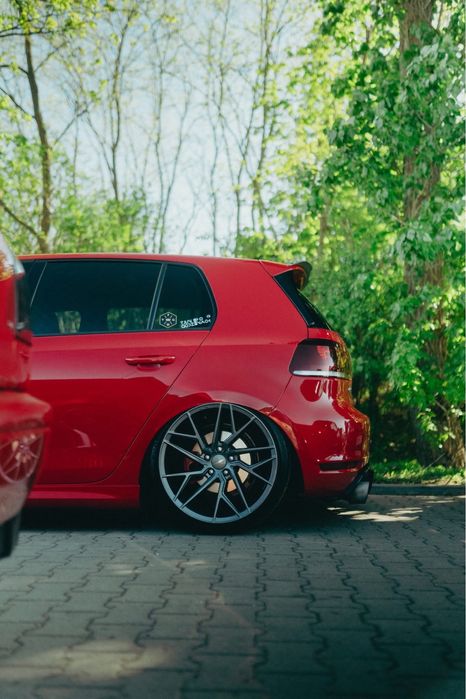 Felgi VEEMANN V-FS44 19" 8,5J ET35 + 9,5J ET42 z oponami Ecosport 2