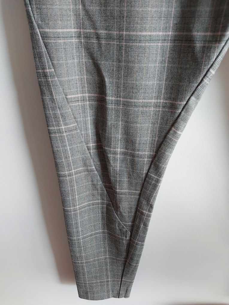 Spodnie damskie w kratkę eleganckie cygaretki
