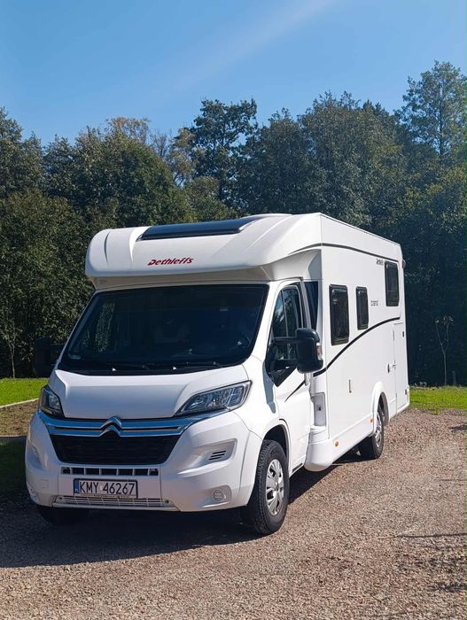 Kamper Dethleffs Trend  półintegra poduszki pneumatyczne