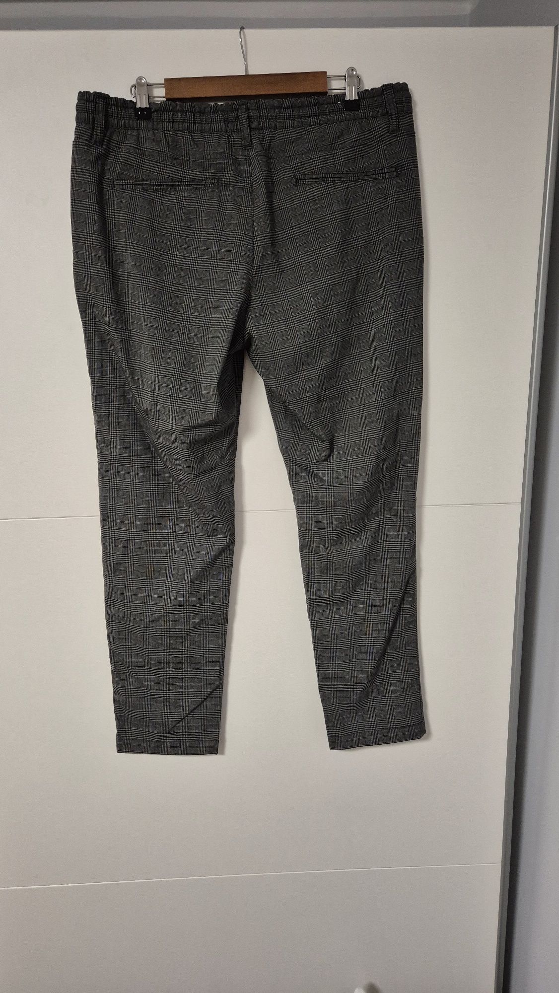 Chinosy męskie - Tapered Fit - Wzór w kratkę C&A rozmiar L