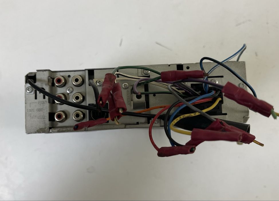 Продам мафон авто магнитола JVC KD-G722 в хорошем состоянии