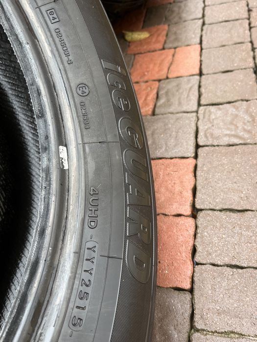 Зимові шини: R18.225.60.Yokohama пара 2 шт