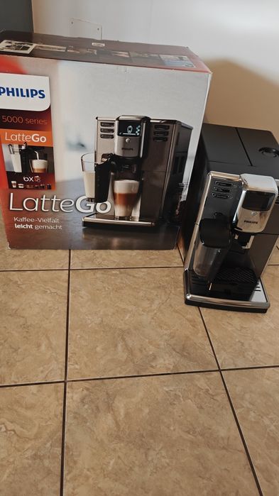 Ekspres Philips LatteGo 5000