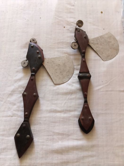 Machados antigos decorativos