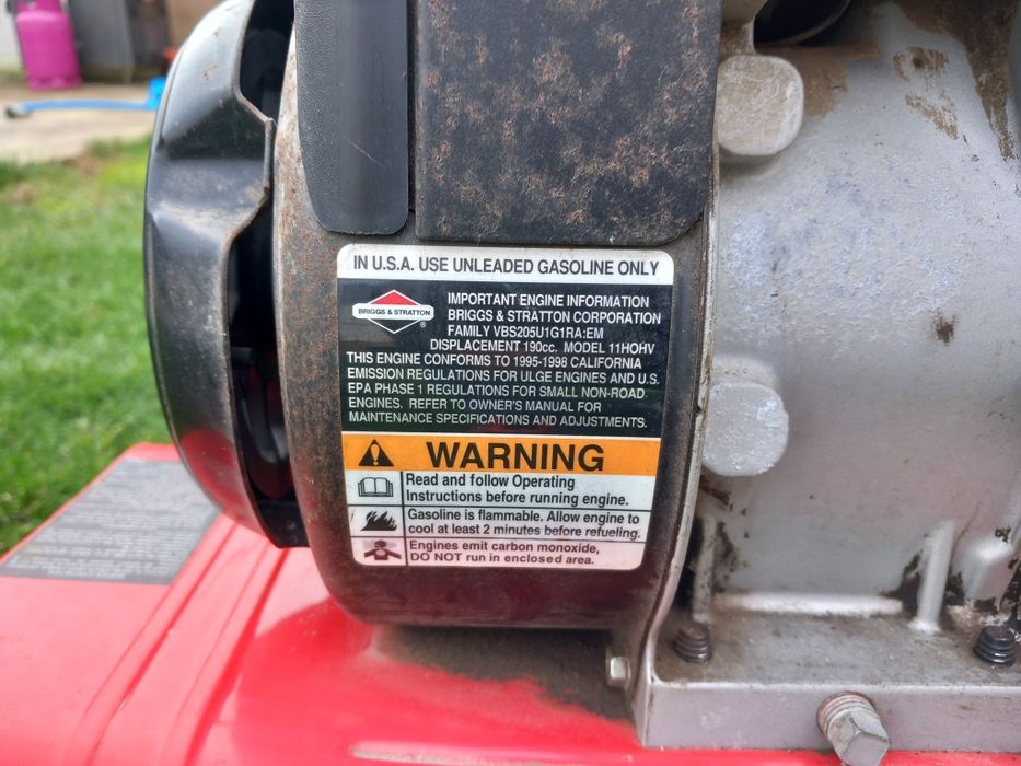 Motoenxada briggs stratton