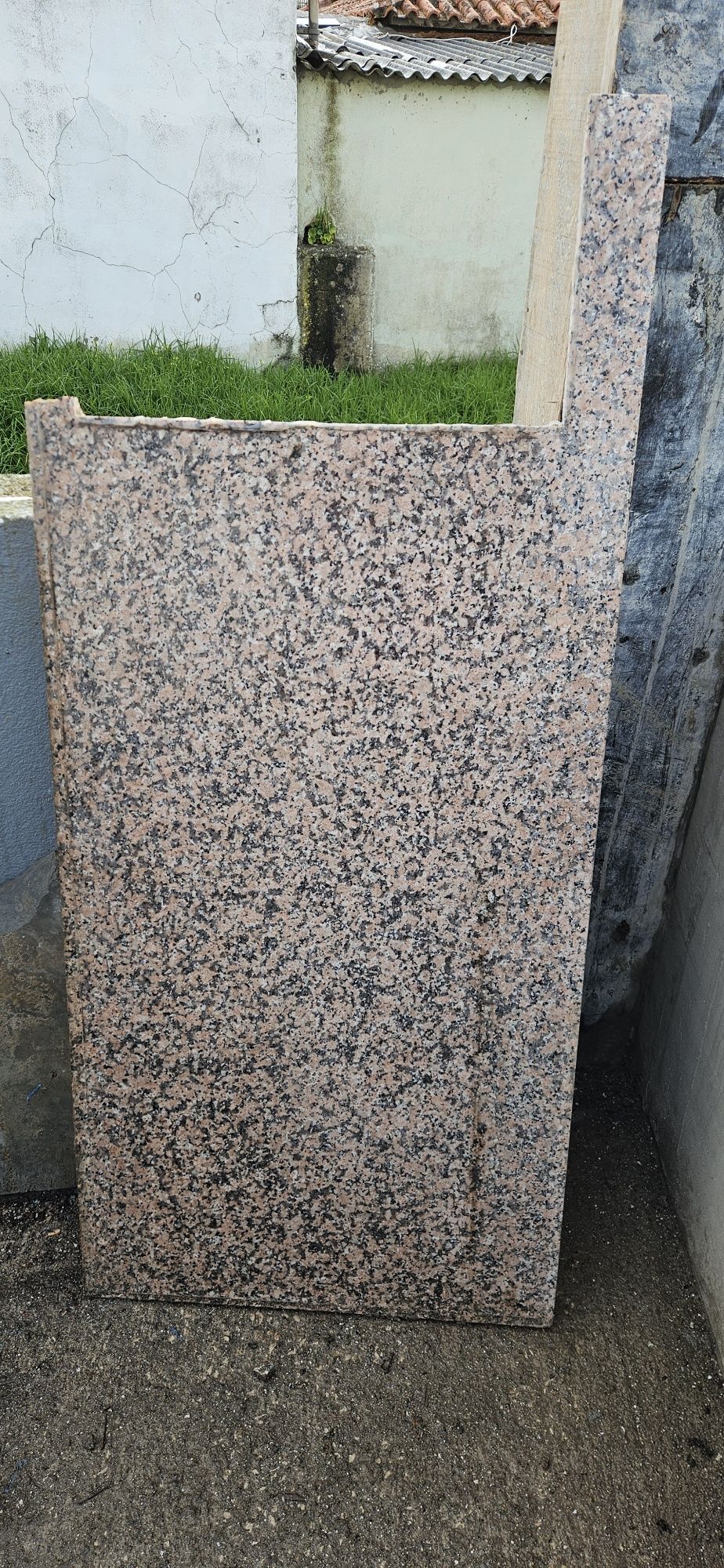 Tampo de pedra para reutilizar