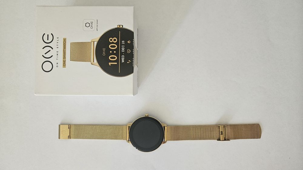 ONEwatch smart Relógio dourado