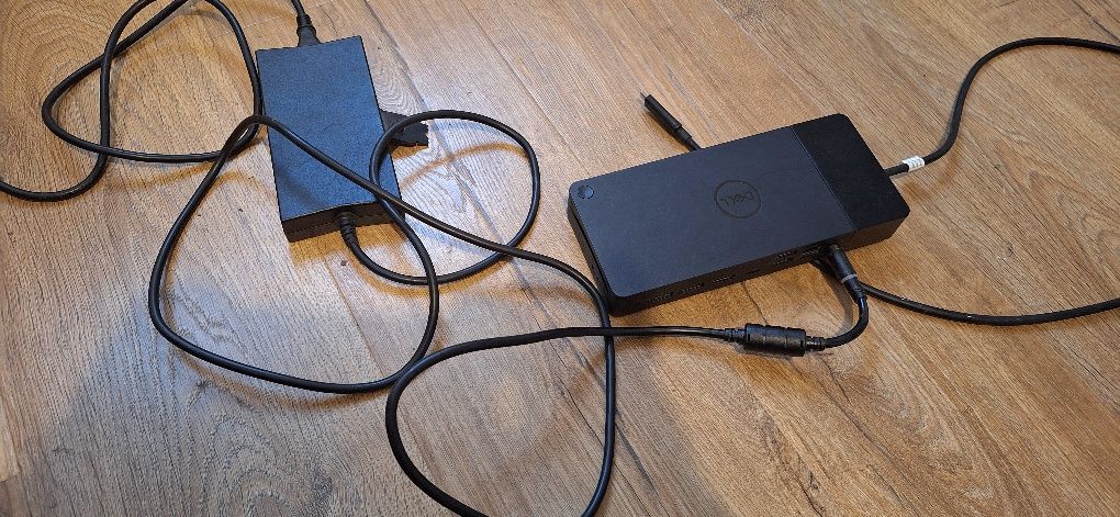 Stacja dokująca DELL WD19