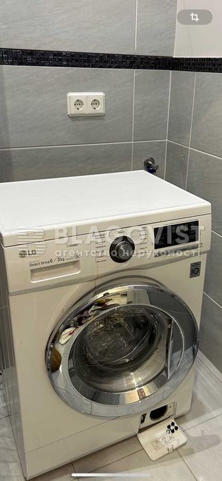 Продаж 3-к просторої квартири по Січових стрільців 10. Гарний ремонт