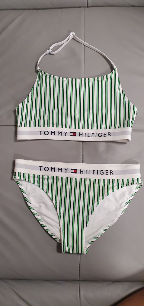 Stroj kapielowy Tommy Hilfiger 10/12 lat
