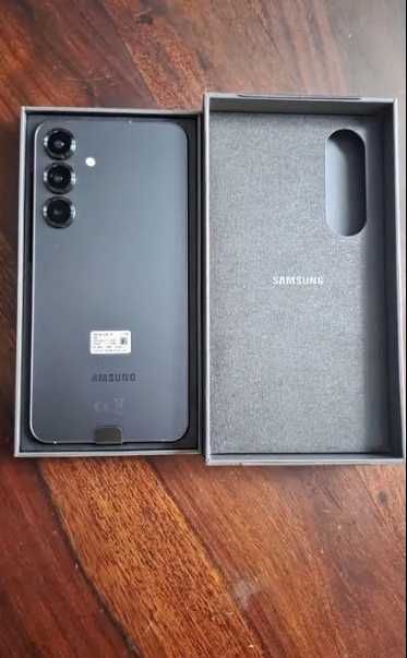 Samsung Galaxy S25+ (Plus) 12Gb/512Gb + 2 capas