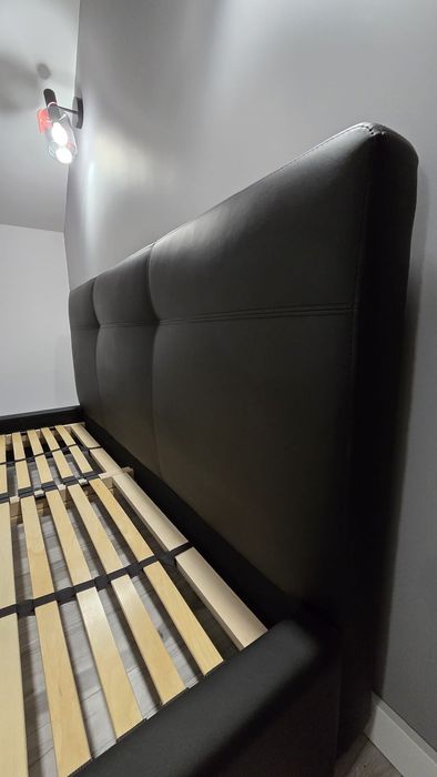 Łóżko tapicerowane EkoSkóra 160x200 stan idealny