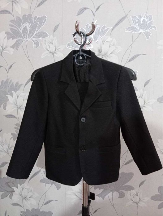 Шкільний костюм 122 см (піджак, брюки, біла сорочка)