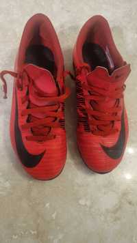 Korki Nike r.Mercurial r.35.5 22.5 cm wkladka