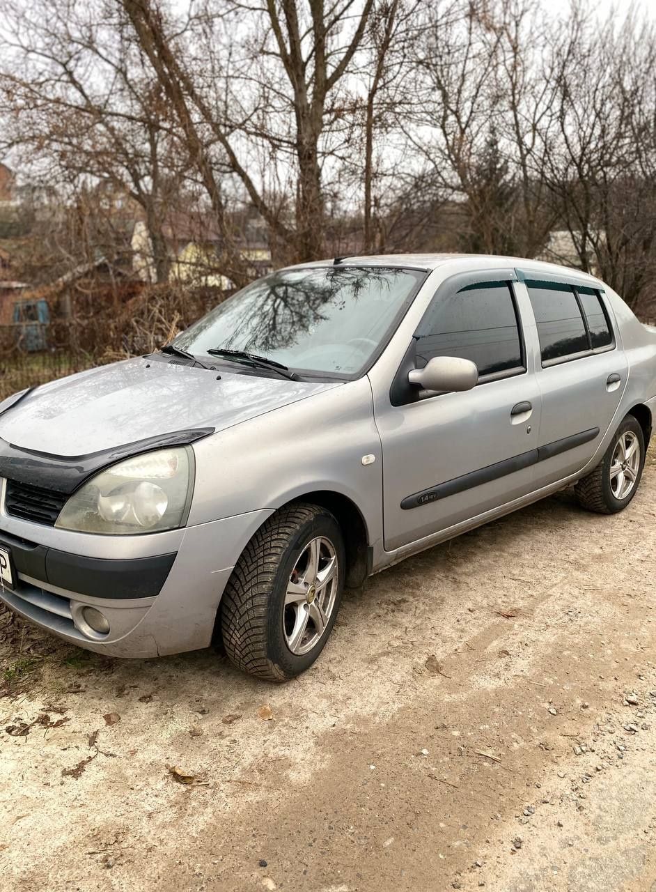Оренда Рено Сімбол