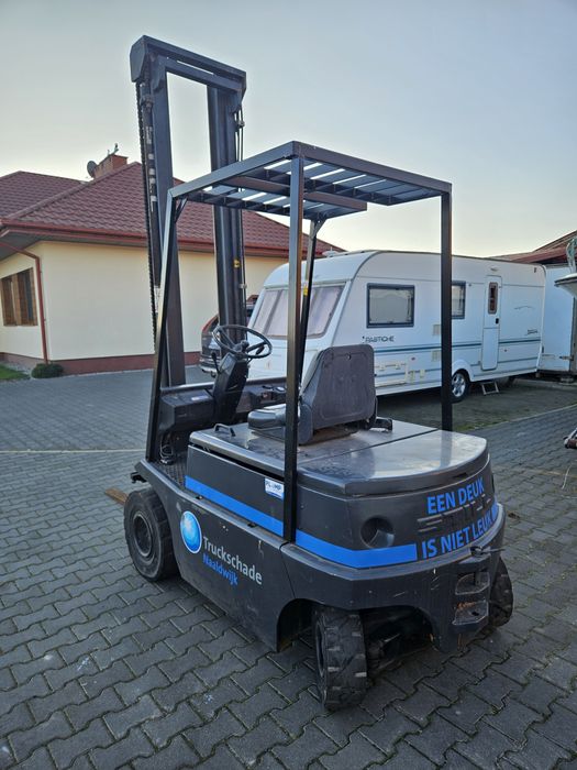 Wózek widłowy elektryczny STILL