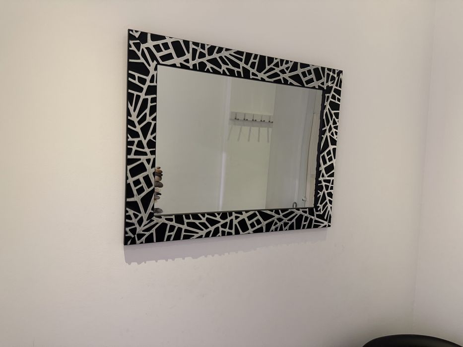 Espelho praticamente novo,