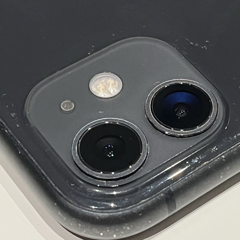 iPhone 11 64GB czarny