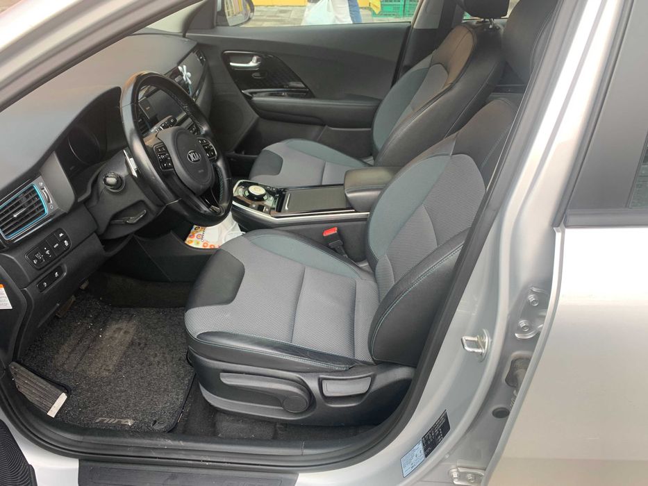 Пасажирські перевезення, трансфер, поїздки по Україні і Європі, таксі