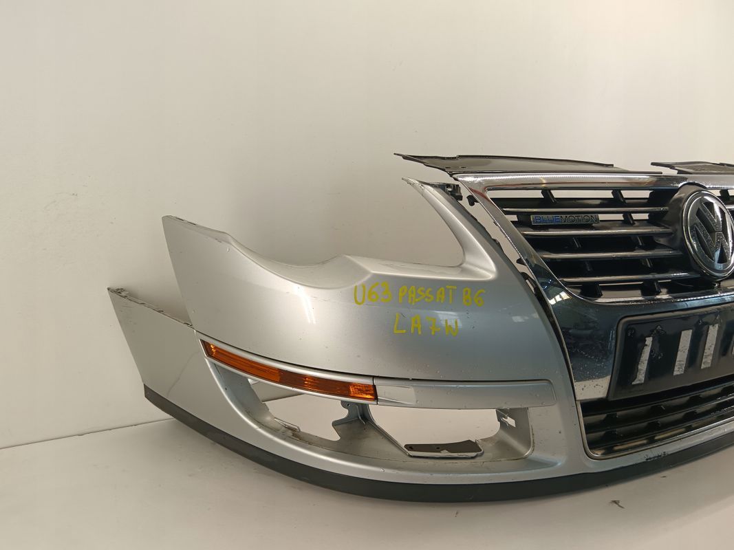 Zderzak Przedni Przód Grill Vw Passat B6/05-10 La7w