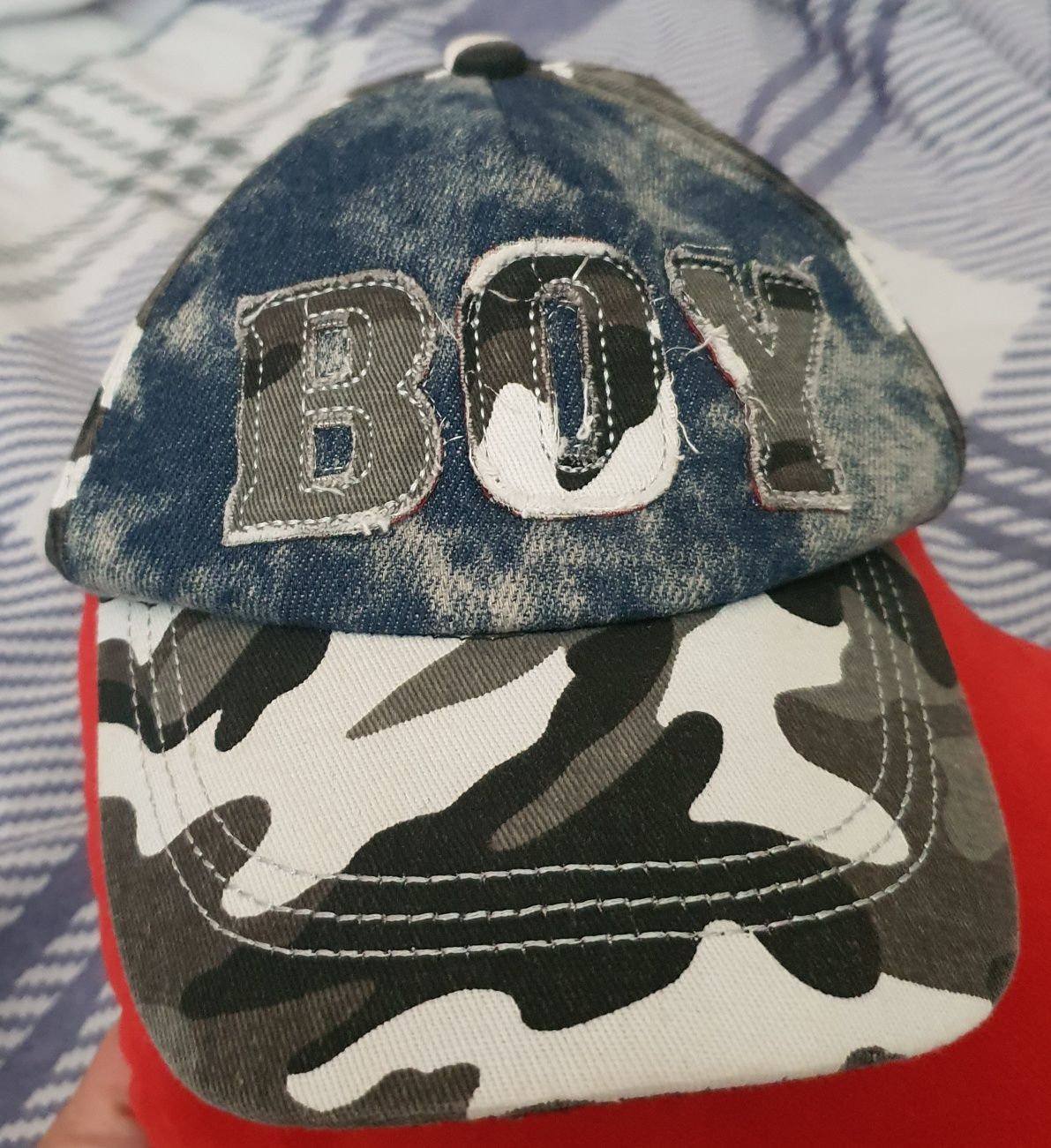Czapka z daszkiem moro Boy