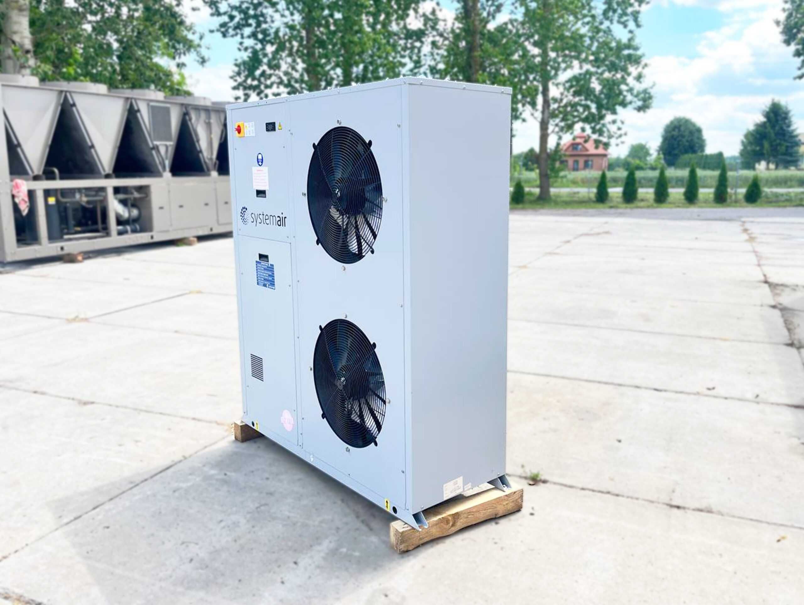 Чіллер/Тепловий насос SYSTEMAIR SYSCROLL 30 28/26 кВт. 2023р. Новий