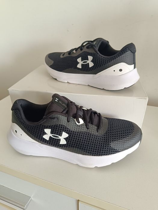 Under Armour r.42 (26 cm)  buty sportowe męskie