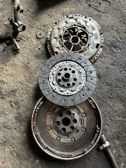 Комплект сцепления фольцаген т5 volkswagen t5 маховик корзина диск