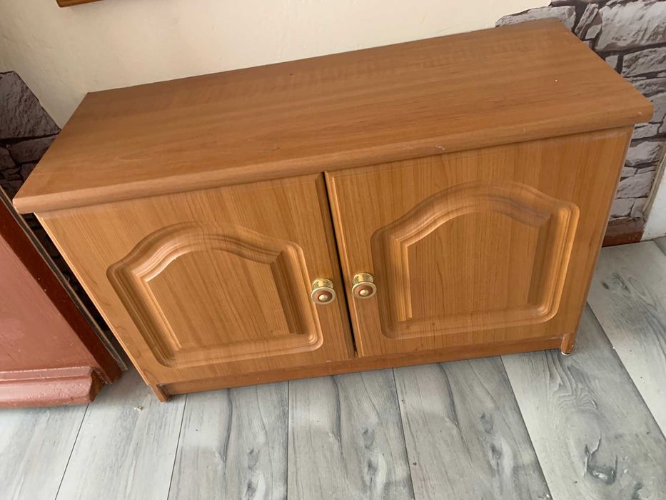 Zestaw szafek + lustro + wieszak ścienny