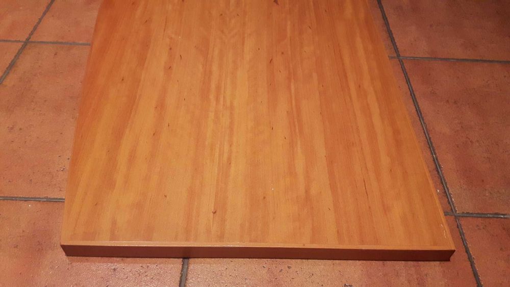 Tampo Altamira folheado a Nogueira com 204x50 cm