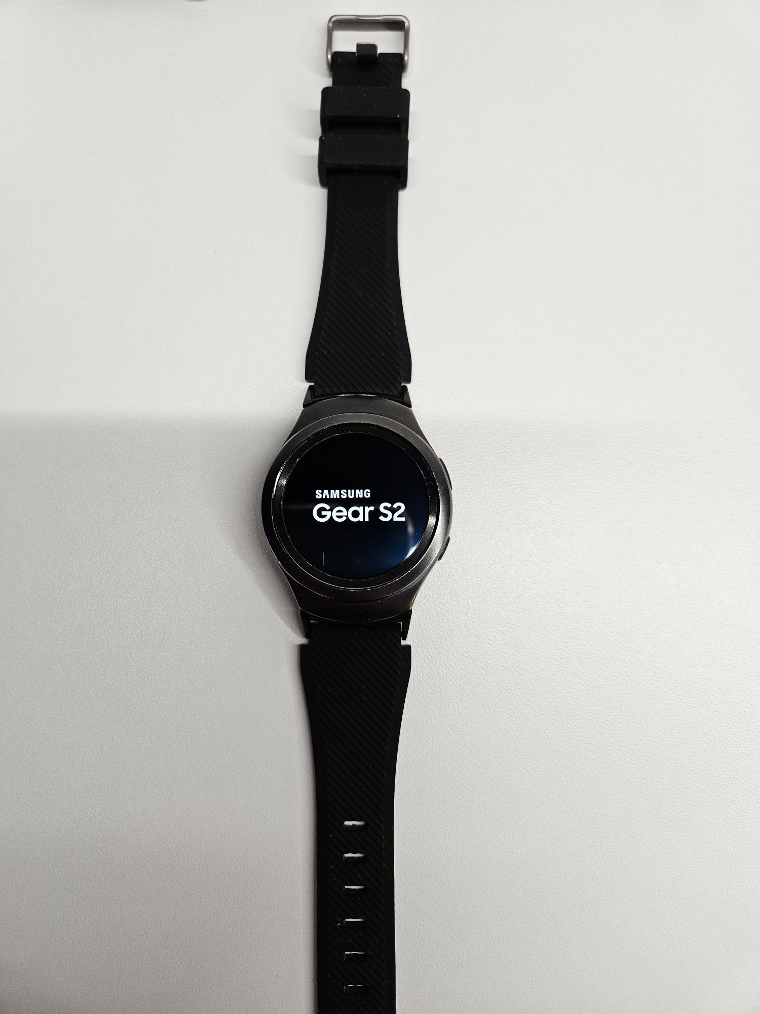 Смарт часы Samsung Gear S2