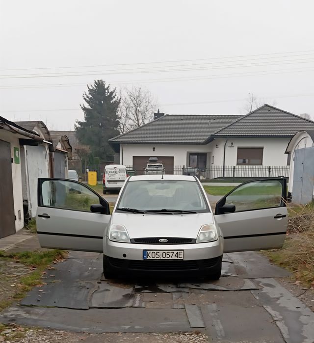 Ford Fiesta Mk5 2006 3d benzyna 1,4
